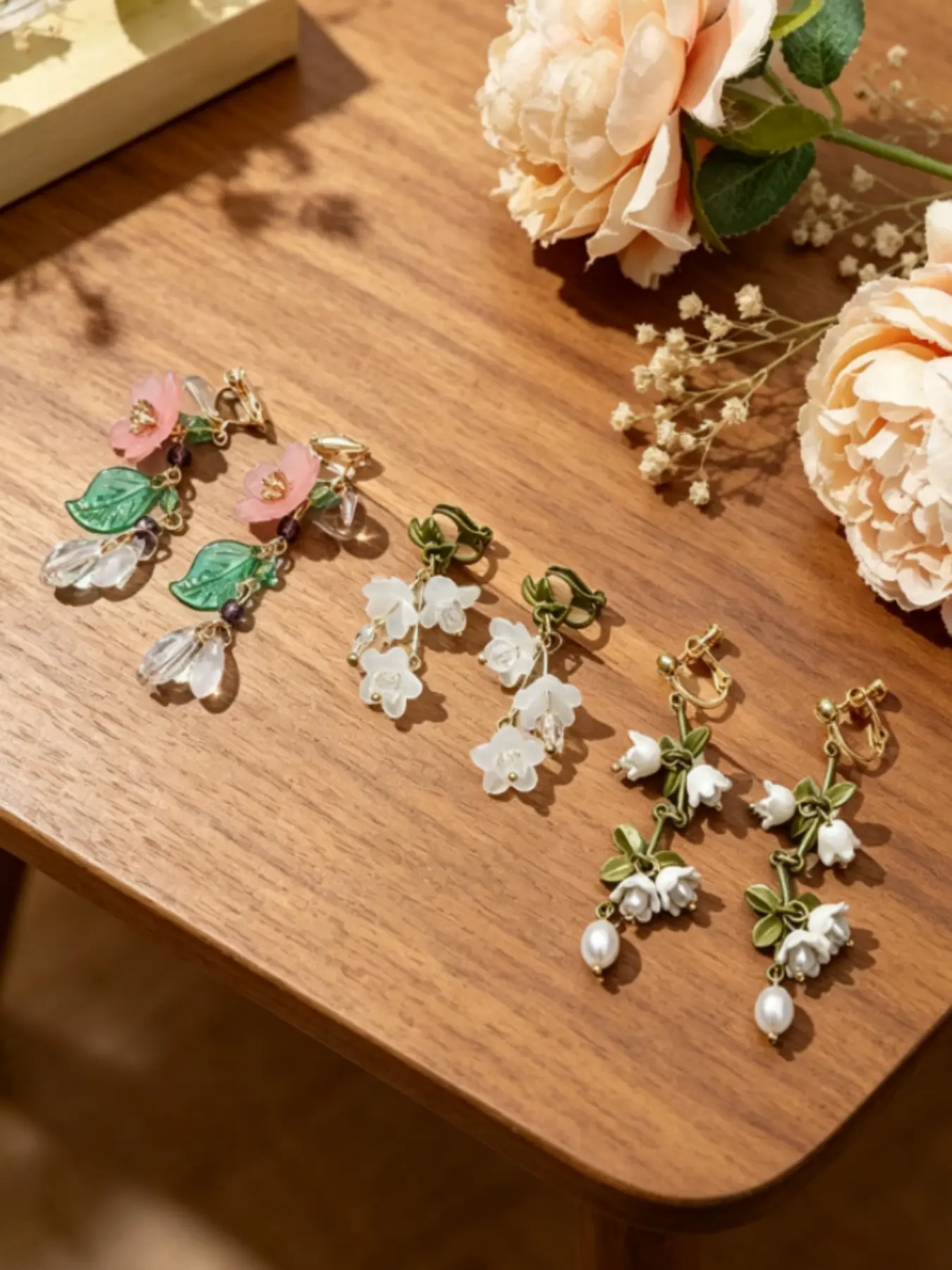 3 Pairs Flower Clip On Earrings for Women Earring Leaf Floral Tassel Earring Non Piercing Clip on Long Flower Dangle Earrings for Women Dainty Earrings Ear Clips Fashion Jewelry Party Festival Earrings Non Pierced Earrings