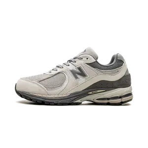 2002R "Raincloud Concrete" M2002RRW