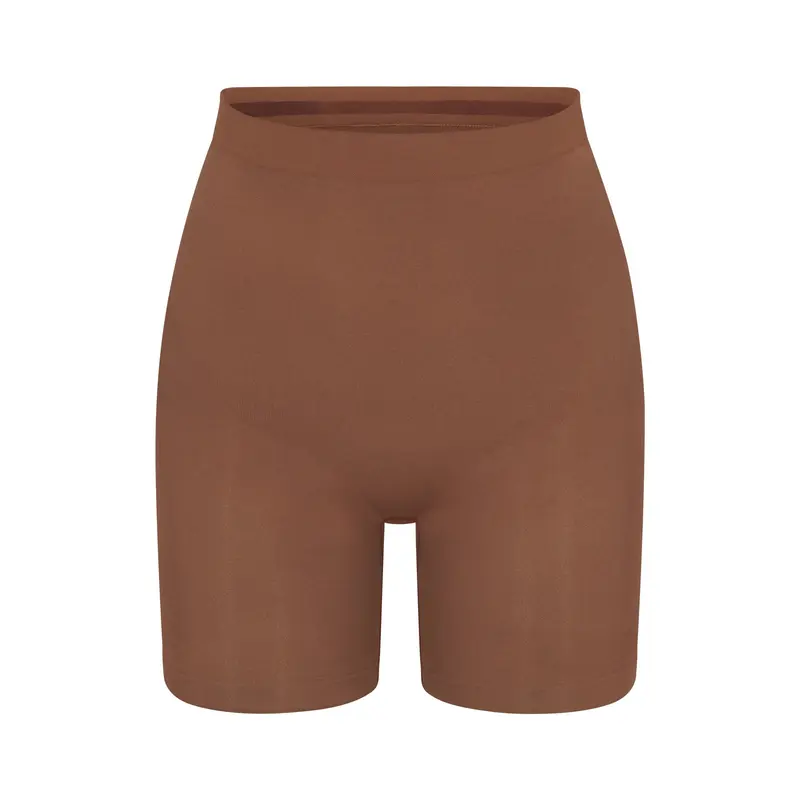 SKIMS SEAMLESS SCULPT MID THIGH SHORT