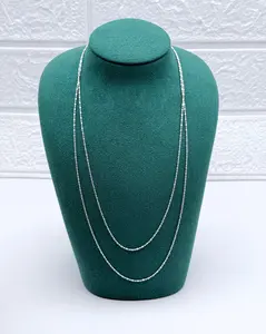 925 Silver - Fine ''PUNTO Y COMA'' Chain. It is 1.2 mm thick.