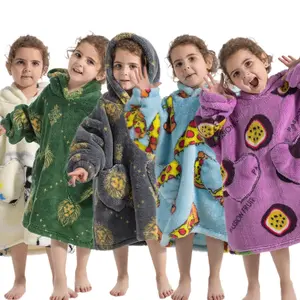 Kids Cute Pizza Print Loungewear, Washable Hooded Sleep Robe, Heart Pockets, Thick Warm Winter Blanket, Soft Comfortable Clothing