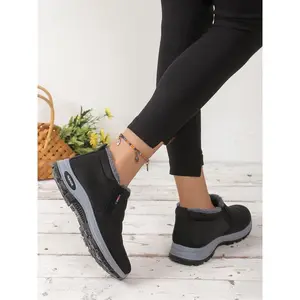 Velvet warm cotton shoes, slip resistant soft soled casual shoes, comfortable and versatile shoes