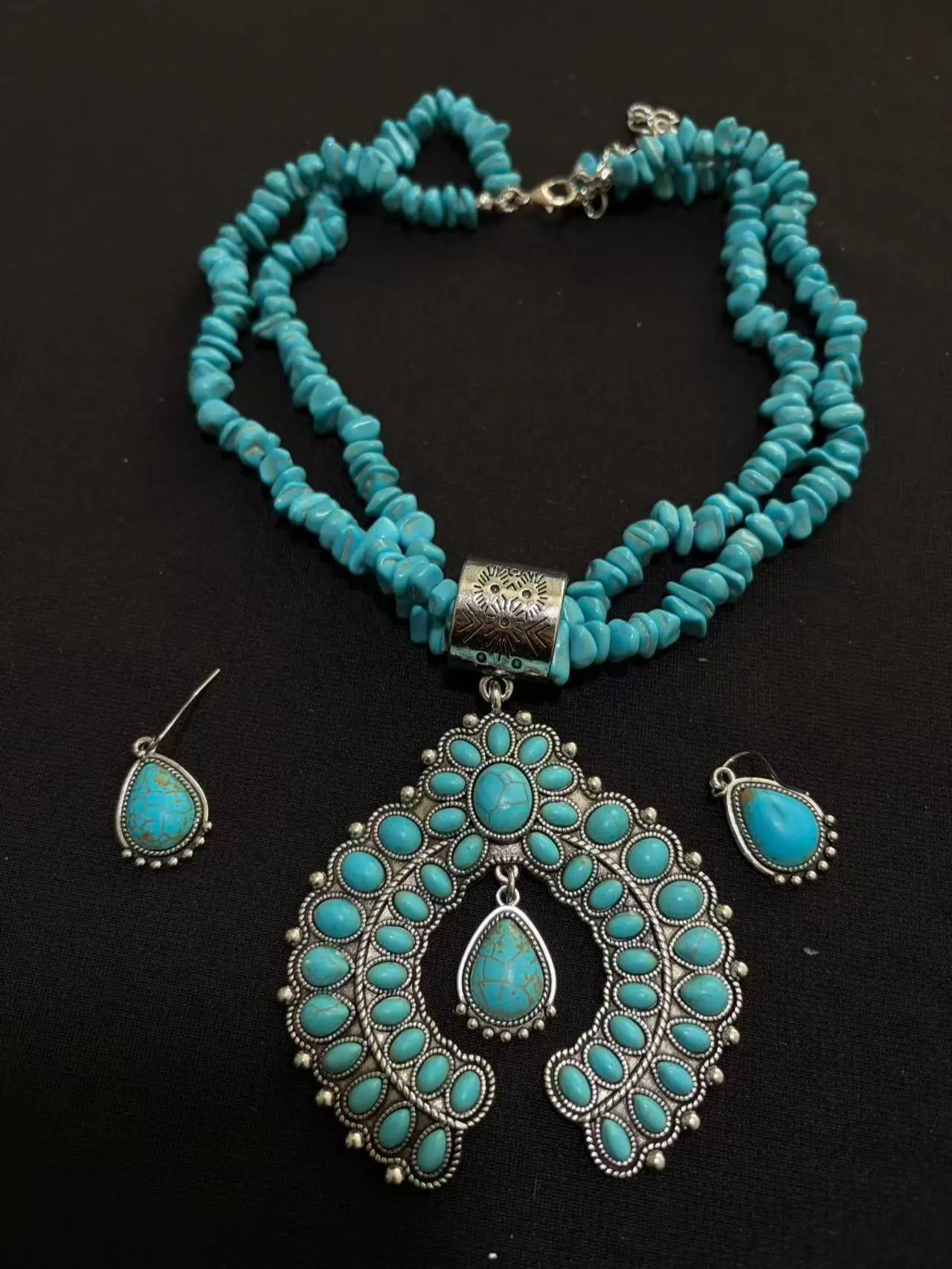 Western Boho Turquoise Beaded Statement Necklace Jewelry Set -048