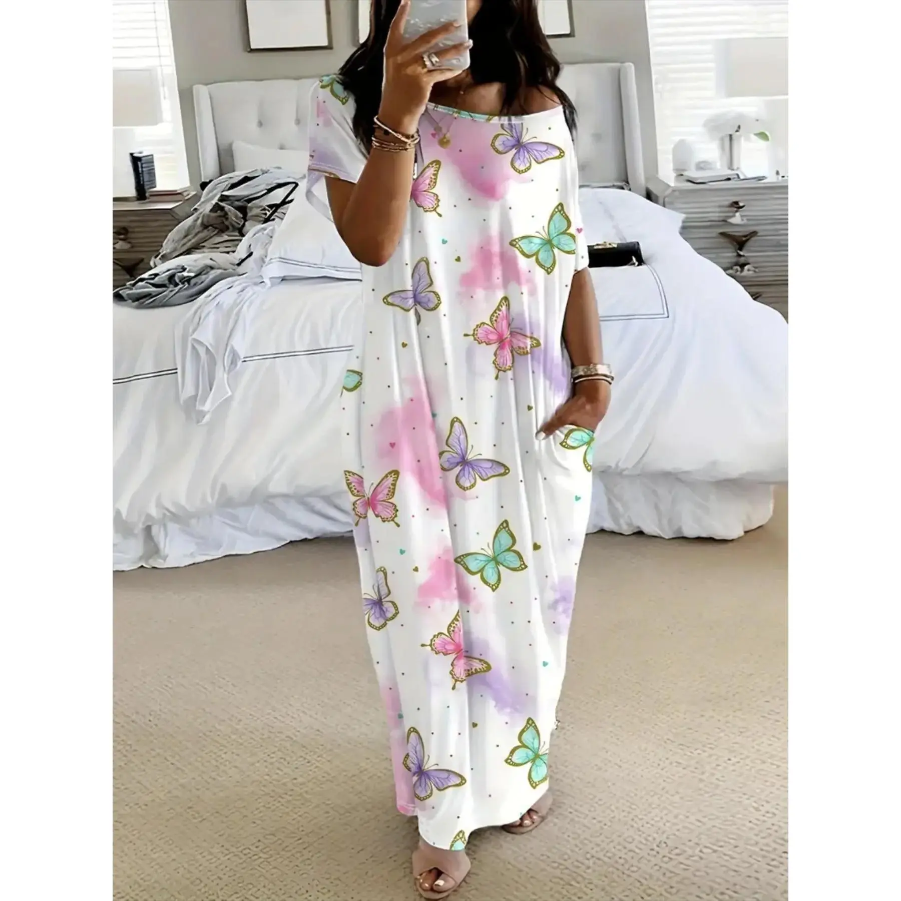 Women's Soft Butterfly Print Nightdress, Casual Relaxed Fit Loungewear with Round Neck, Short Sleeves and Pocket, With Pocket, Pocket Detail, Loose-Fitting