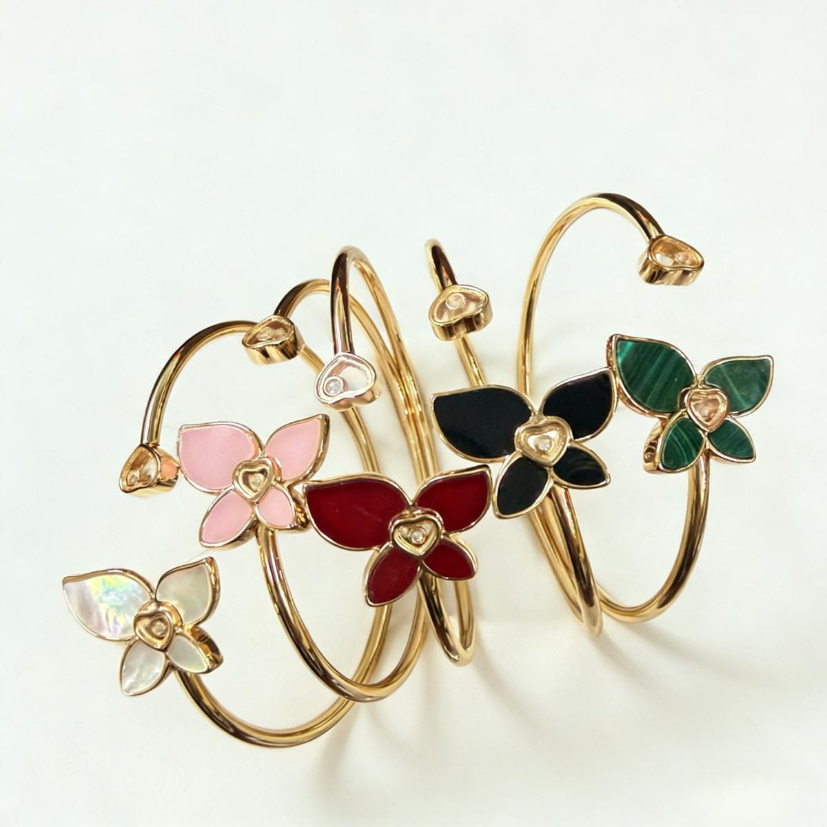 Vintage Gold Flower Cuff Bangle, Enamel Open Bracelet, Retro Jewelry for Women, Perfect Gift for Girl Friend Mom