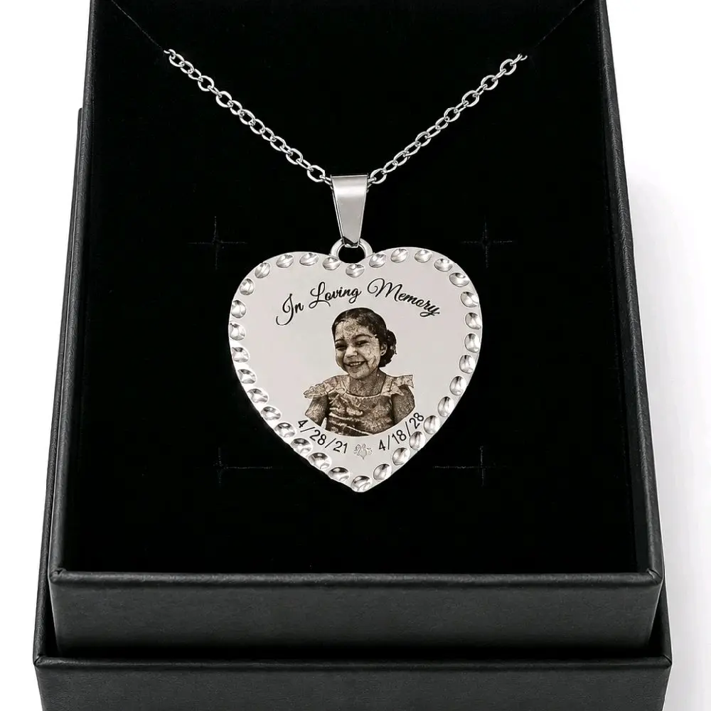Memorial Necklace for Ashes, Stainless Steel Keepsake Jewelry with 18in Chain for Loved Ones