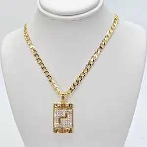 fancy pendant and chain size 20 inches