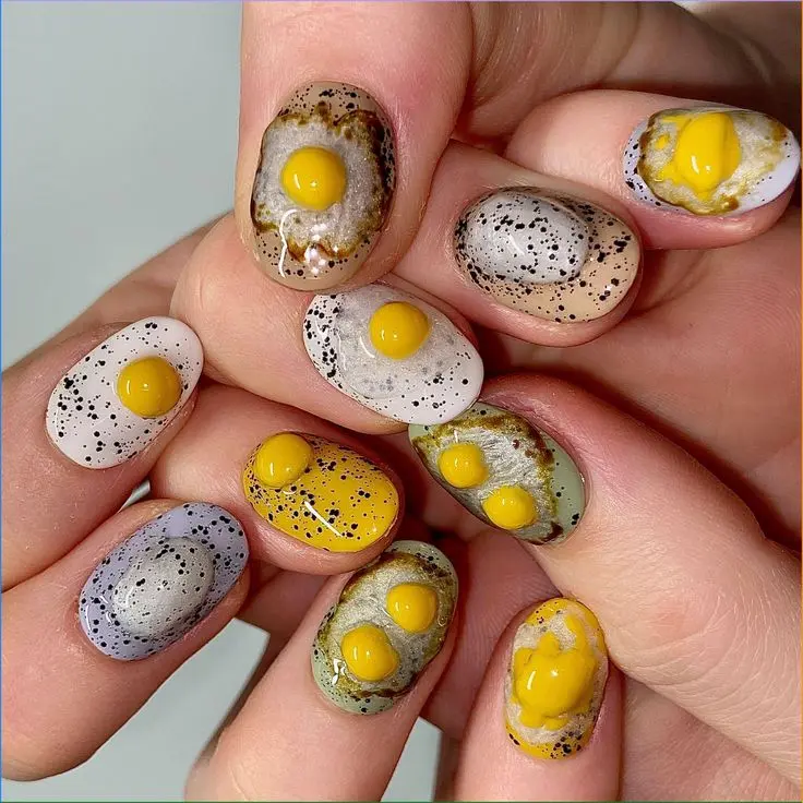 Short Round Press On Nails   Funny 3D Fried Egg Food Art Fake Nails, Cute Speckled Quail Egg Yellow Yolk Glossy False Nails Set