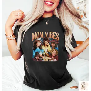 90s Mom Vibes Shirt, Retro Cool Mom Tee, Funny Mother’s Day Shirt, Trendy Mom Life T-Shirt, Vintage Graphic Mom Gift                              90s Mom Vibes Shirt, Retro Cool Mom Tee, Funny Mother’s Day Shirt, Trendy Mom Life T-Shirt, Vintage Graphic M
