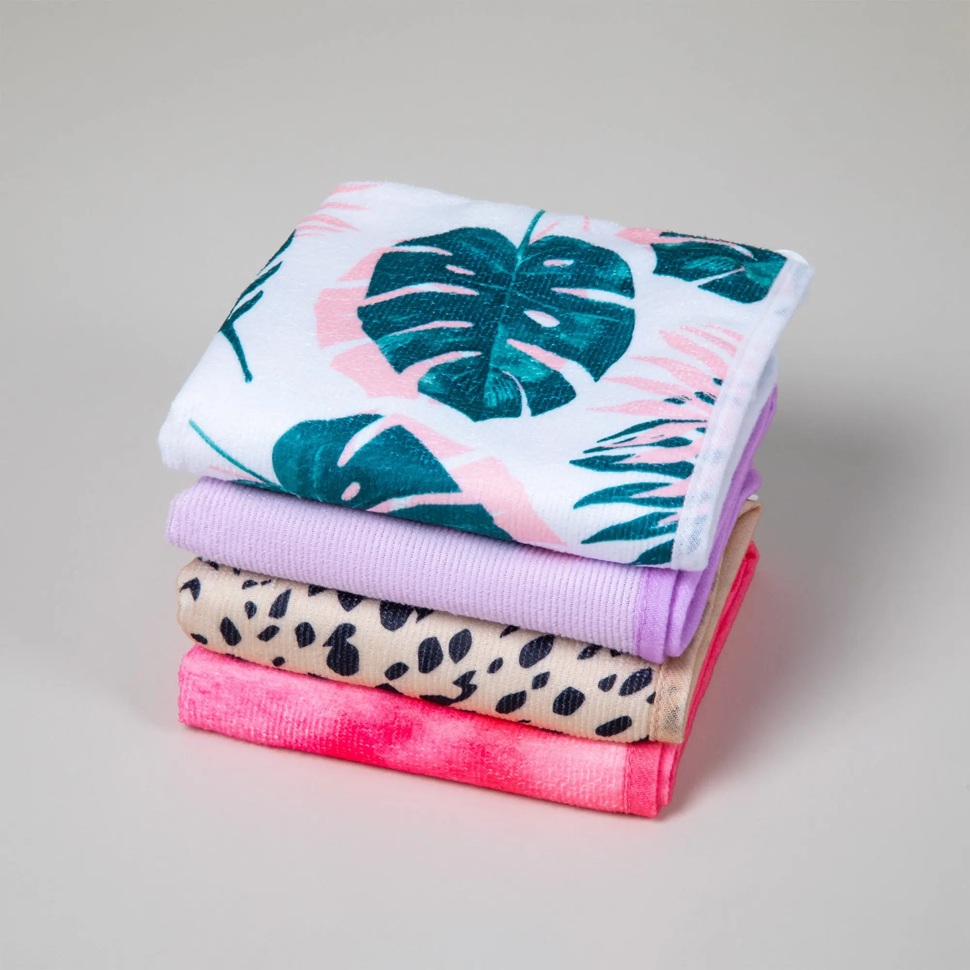 Tame the Mane Hair Turban Towel, 1-Piece Drying Aid, Bold Prints, Frizz-Free Bathroom Towel Accessory, One-Piece
