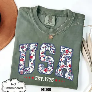 (FAUX EMBROIDERED-PRINT) Comfort Colors Floral USA Shirt, Digital Print, Not Embroidered, vinyl ink, Retro America Shirt, 4th Of July PNG, 4th Of July, Retro USA ,Soft Cotton, Unisex Fit, Classic Design Oversized Womenswear - AG