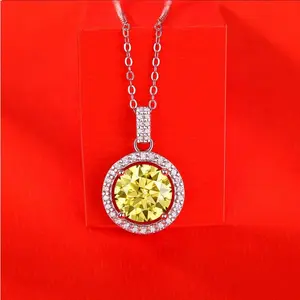Luxurious S925 Sterling Silver 3CT Royal Moissanite Gem Pendant Necklace