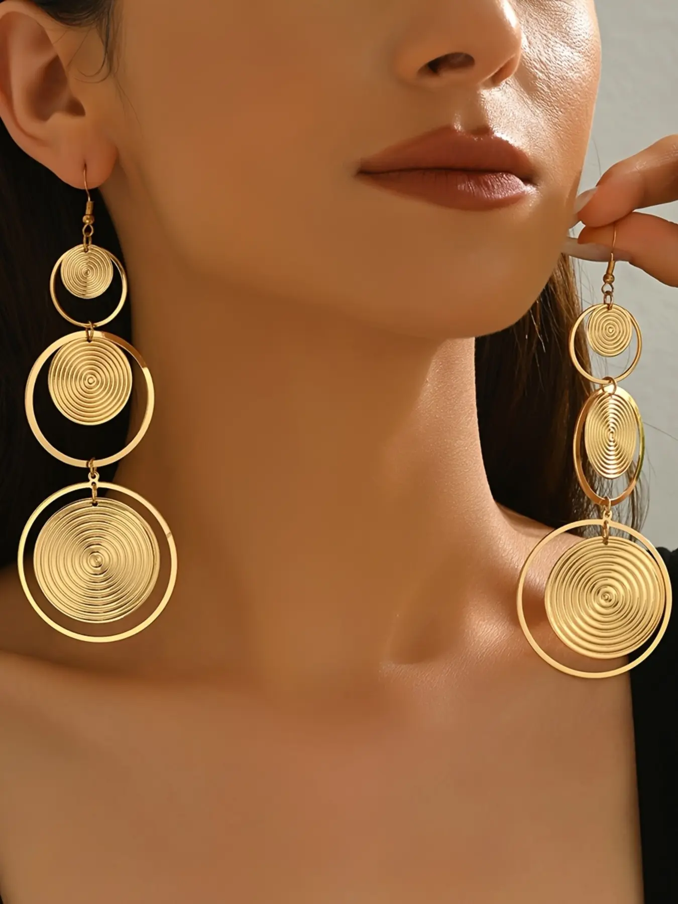 Exaggerated Metal Style Women's Earrings, Fashion Bohemian Geometric Hollow Out Design, Long Tassel Drop Earrings for Streetwear, Boho Style Jewelry, Casual Trendy Jewelry, Stylish Jewelry, Trendy Jewelry