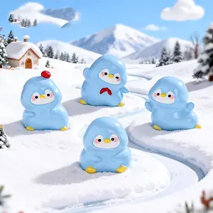 Cute Penguin Resin Figurines Set of 4, DIY Decorative Accessories for Desktop and Car, Miniature Ornaments for Micro Landscape