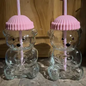 Adorable Bear Glass Cup Bottle, 20 oz Capacity with Free Straw and Lid, Cute Drinkware Drink Cup for Daily Use, Sweet Gift for New Year and Valentine’s Day