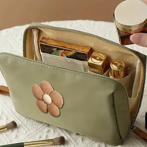 1 PC Flower Cosmetic Pouch Lightweight Portable Makeup Organizer Bag Female Make Up Case Storage Pouch Cosmetic Bag For Travel