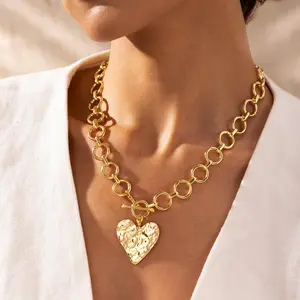 Tewiky Valentine's Day Gift Chunky Gold Heart Necklace for Women Gold Layered Chunky Heart Pendant Bold Chain Necklace with Toggle Clasp，Waterproof Non Tarnish Hypoallergenic Chunky Statement Jewelry Gift for Womentement Fashion Jewelry