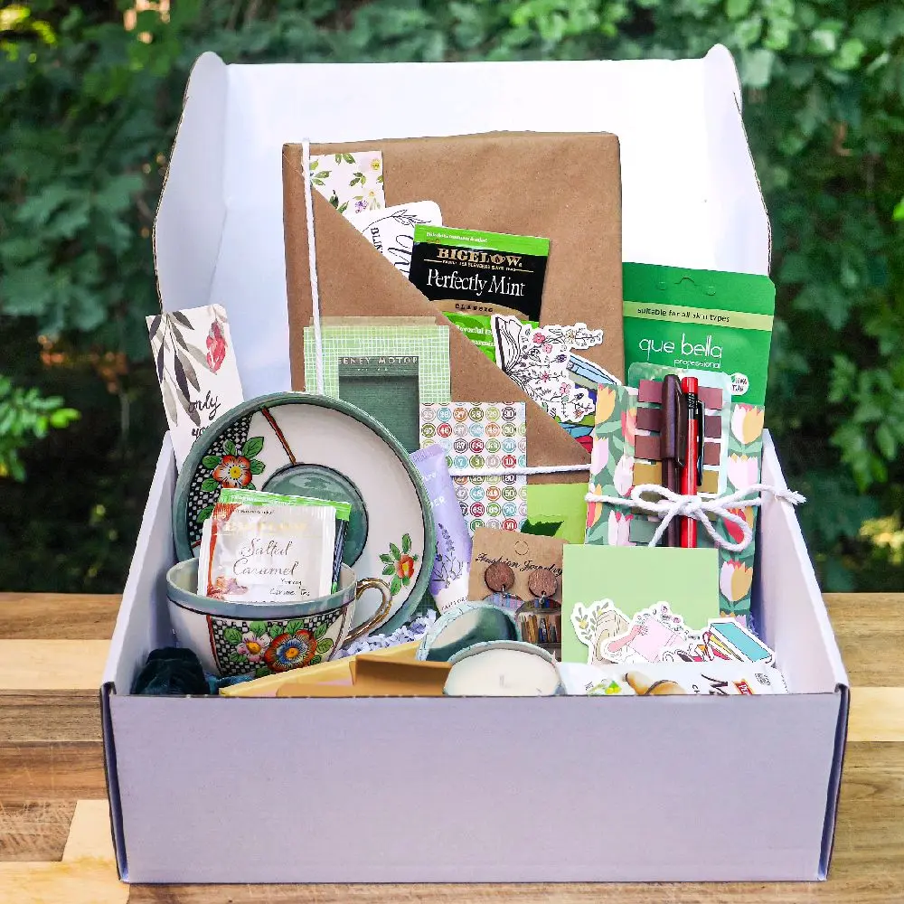 Blind Date with a Book Box | Teacup Book Box | Book Lover Box | Mystery Blind Date Book | Book Worm Gift Box | Surprise Book Box | Bookish Gift | Gift for Her