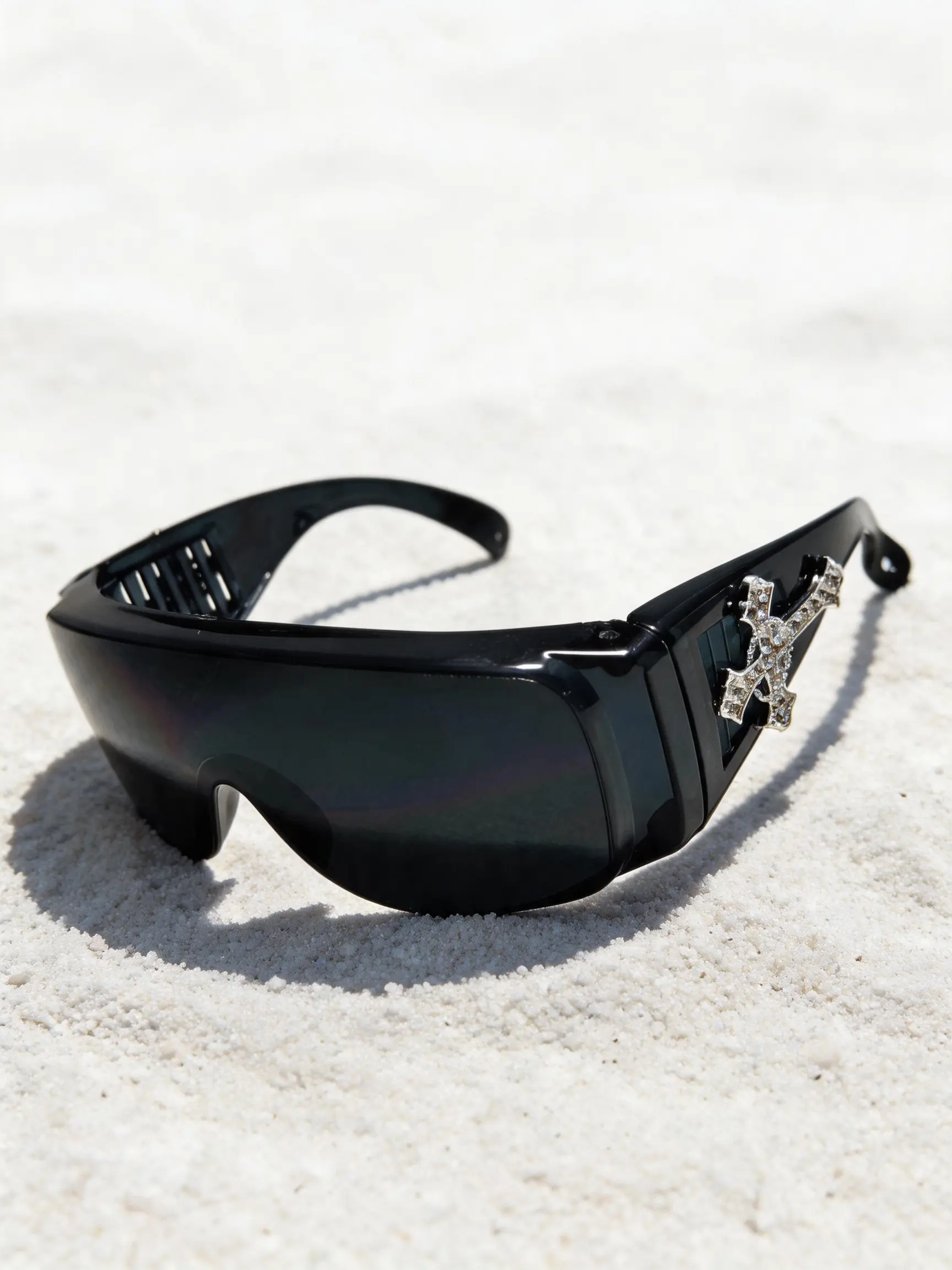 Men's Fashion Glasses with Rhinestone Cross Decoration, PC Lenses, UV Protection, Cat Eye Frame, Party Style, Includes Strap and Cloth, Trendy Sunglasses, Stylish Sunglasses