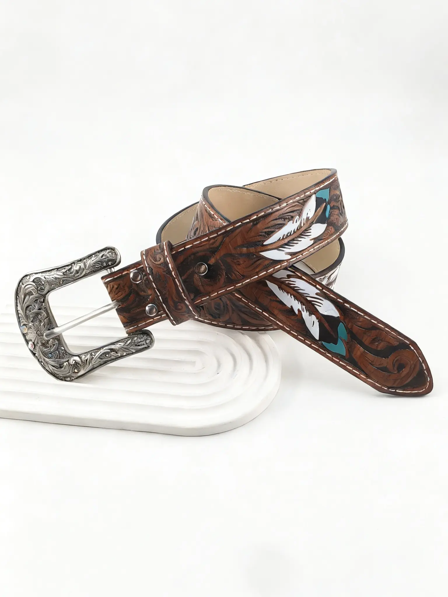 plaited leather brown belt - TikTok Shop display picture 1