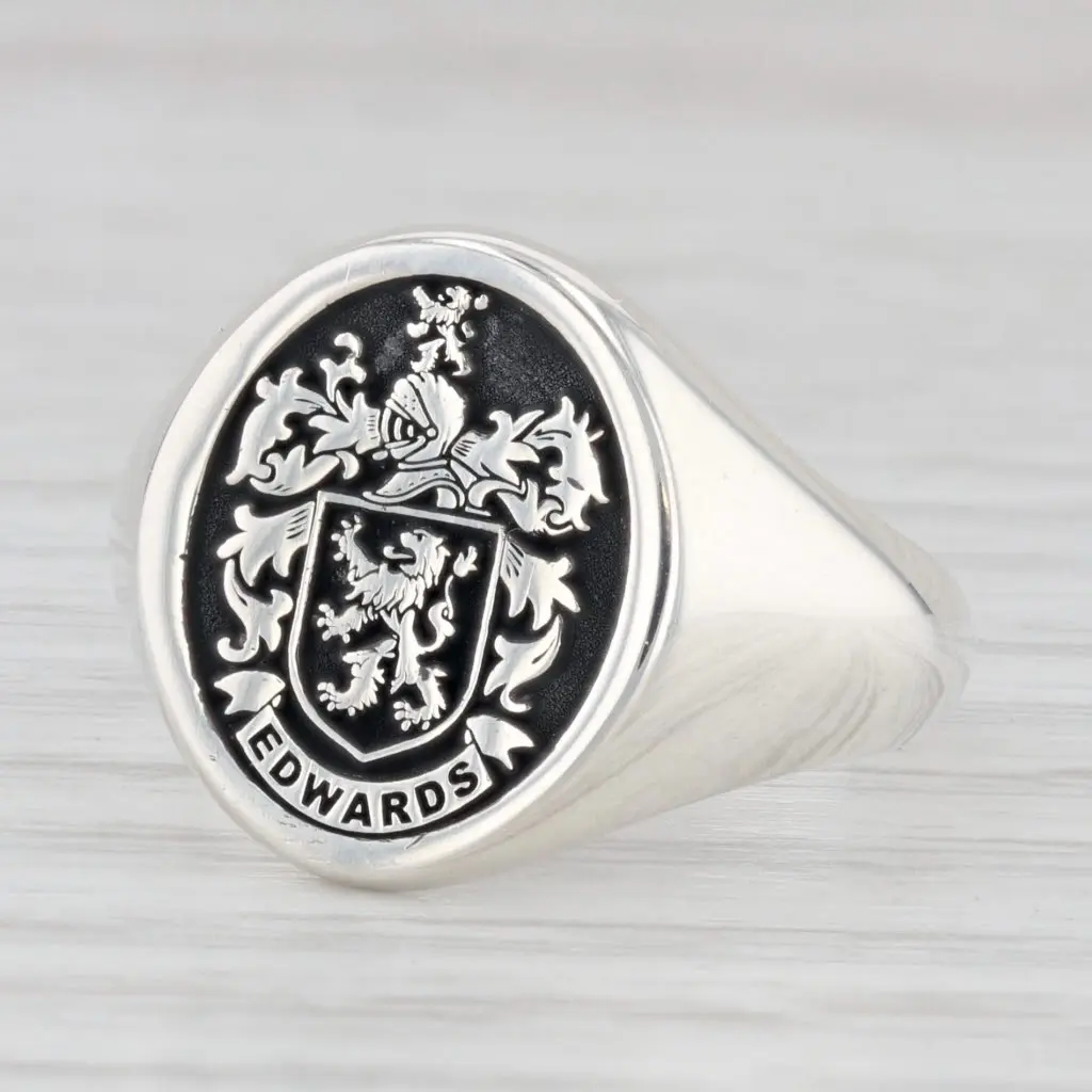 Edwards Family Crest Coat of Arms Sterling Silver Signet Ring Size 7.25