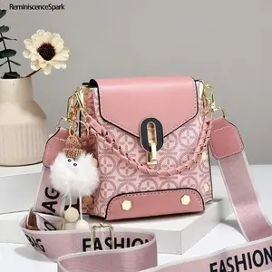 Women’s Trendy Faux Leather Mini Crossbody Phone Bag & Chic Women's Chain Crossbody Bag – Stylish Shoulder Purse with Wide Adjustable Strap, Detachable Design & Convenient Keychain