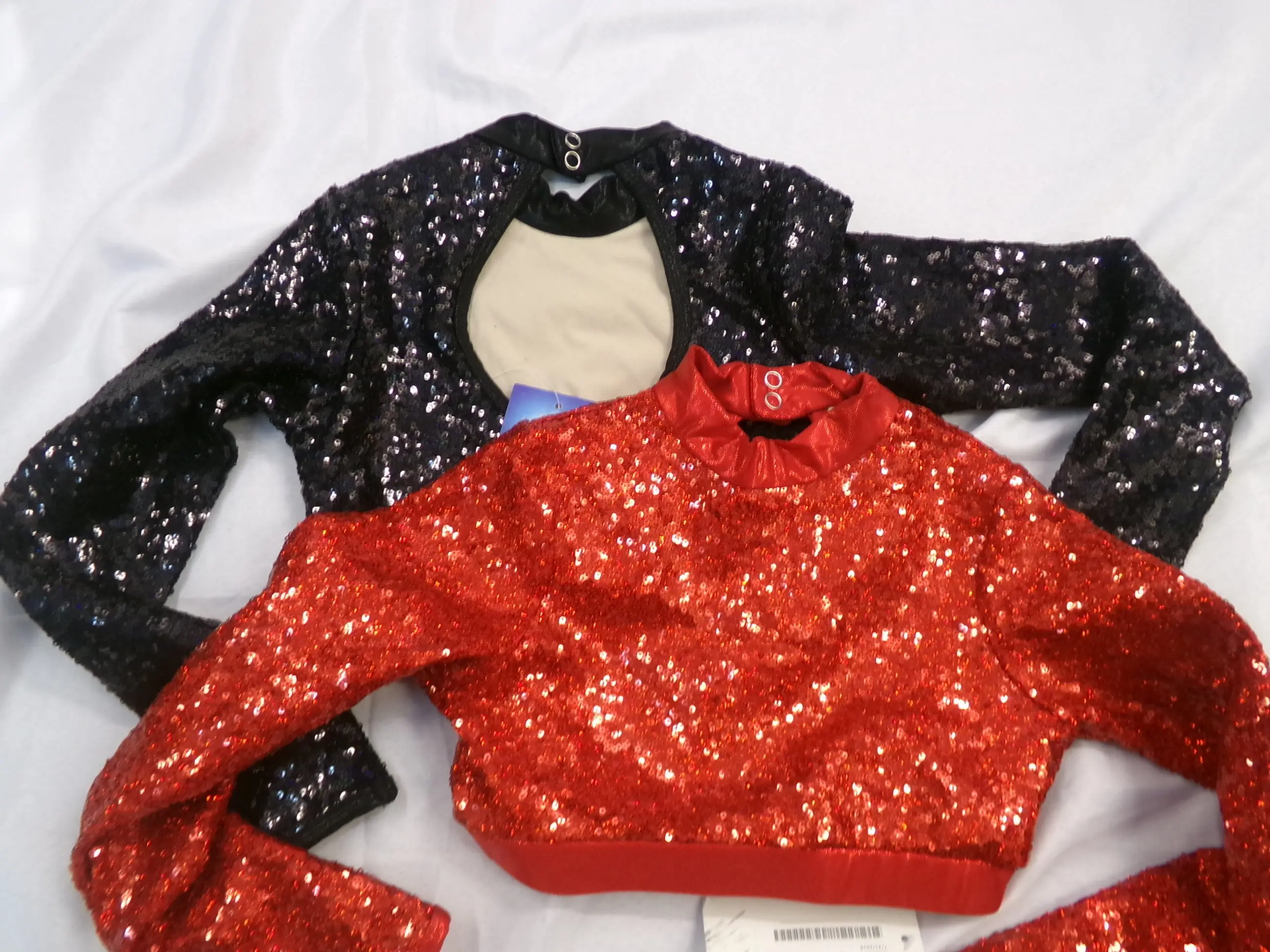 Pre-Owned Crop Top Double Platinum Various Sizes and Colors Hip Hop Jazz