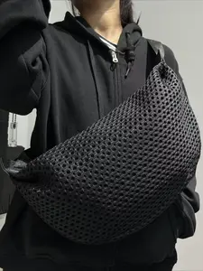 Ladies' fashionable mesh lightweight chest bag, crescent shaped casual sports outdoor running crossbody bag, vacation integrated bag, and handbag are essential running supplies, including Christmas gifts, birthday gifts, and sports bags