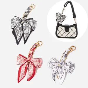 Handwoven Scarf Bag Extension Chain Ins Underarm Bag Shoulder Bag Metal Bag Strap Women Vintage DIY Short Bag Chain