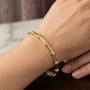 Beautiful bracalet for you! Size 7 to 7.5