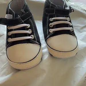 Baby Shoes Infant Shoes for 0 6 9 12 18 Months Baby Sneakers  First Walkers  Shoes Baby Canvas Shoes Indoor Outdoor Baby Slippers  Infant High Tops Shoes Todddler Shoes Non-Slip Unisex Baby Snearkers Lightweight Flexible Shoes Toddler Tennis Shoes Baby Sp