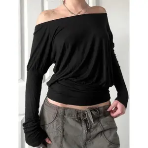 Women's Batwing Sleeve One Shoulder Long Sleeve Top, Casual Loose Fit Off-Shoulder Blouse for Spring & Fall Seasons