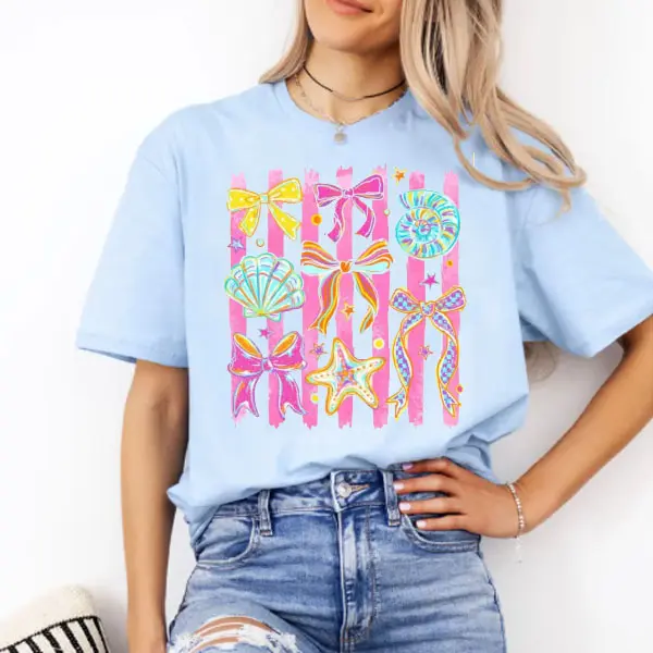 Coquette Wildflower Seashell Unisex T-Shirt, Floral Beach Vibes Clam Shell Summer Vacation Unisex T-Shirt