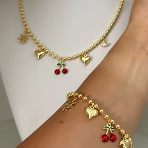 Sweet Strawberry Set - Adorable Necklace & Bracelet with Strawberry Whale & Heart Charms - Cute Trendy Design for Gifting or Self-Love