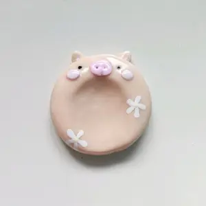 Handmade Daisy Pig Worry Stone, Sensory Squishies Toy for Anxiety, Fidgets Squishies, Kids Sensory Stuff