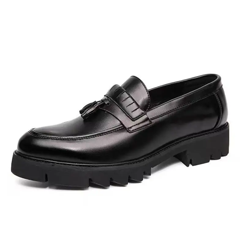Men's Elegant Round Toe Tassel Loafers - Flat Chunky Lug Sole Slip-On Footwear, Walking Shoes for Business Casual & Formal Wear, Office Wear,back to school