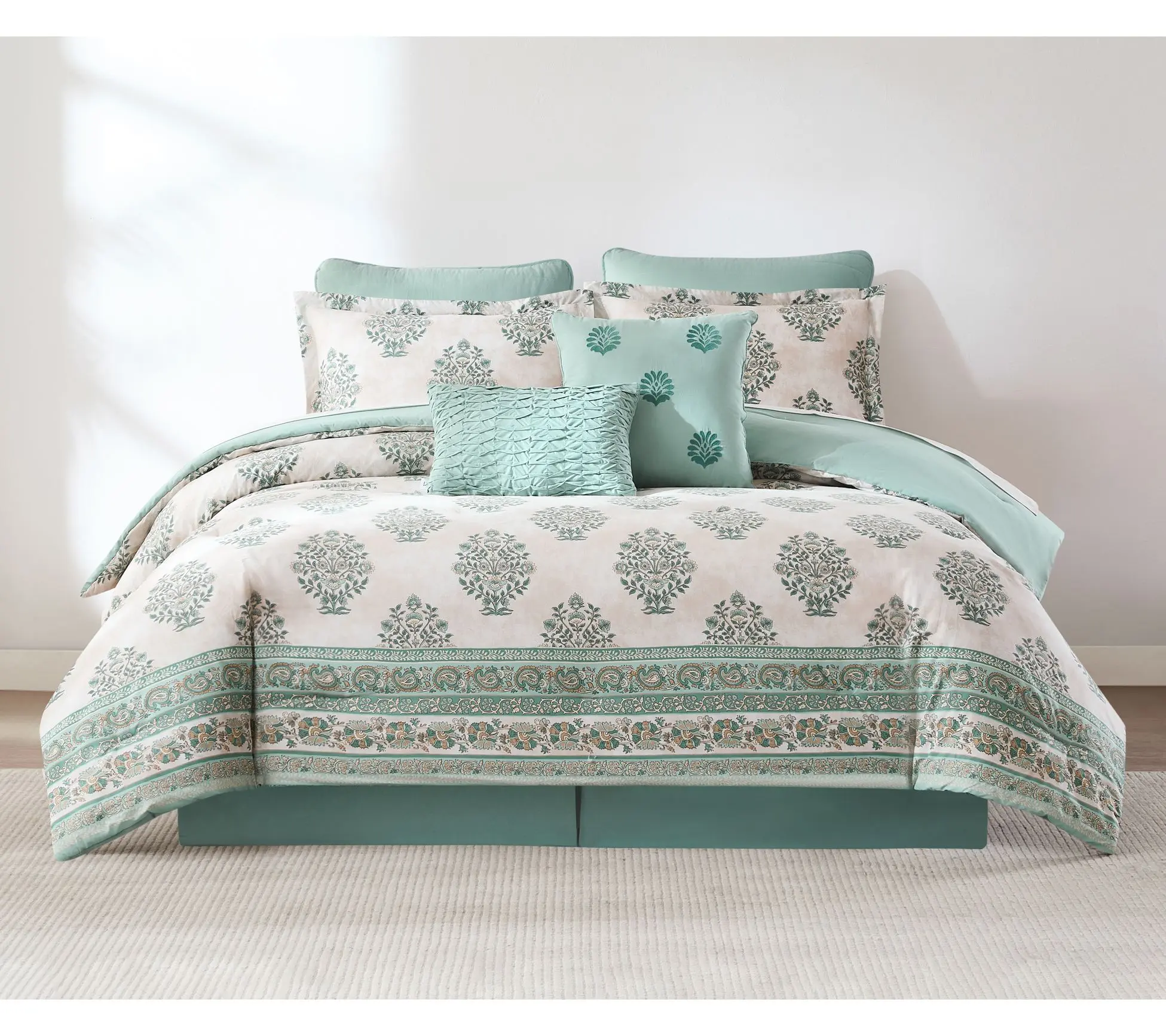 Lush Decor Sofia Flower Block Cotton Comforter8Pc Set Queen