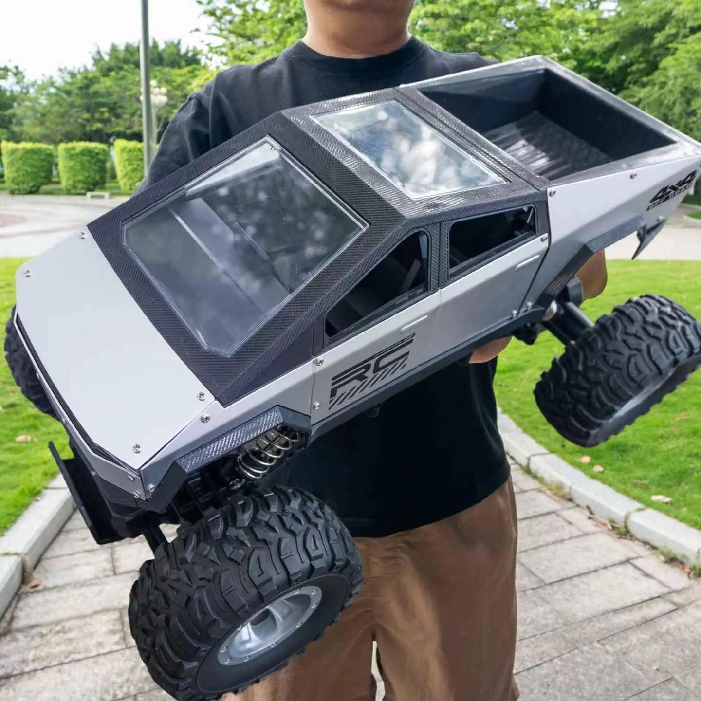 RC Cars Remote Control Car 1:12 Off Road Truck, Metal Shell LED Headlights Offroad Monster RC Truck, 4x4 All Terrain Hobby RC Cars Toys for Boys Kids Adults Gifts 8-12