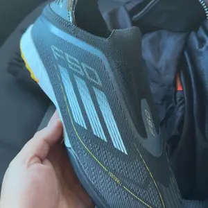 Unisex Soccer Shoes for Youth Students, Long-Stud Design, Sports Footwear for Training and Competition, Durable Comfortable Football Boots