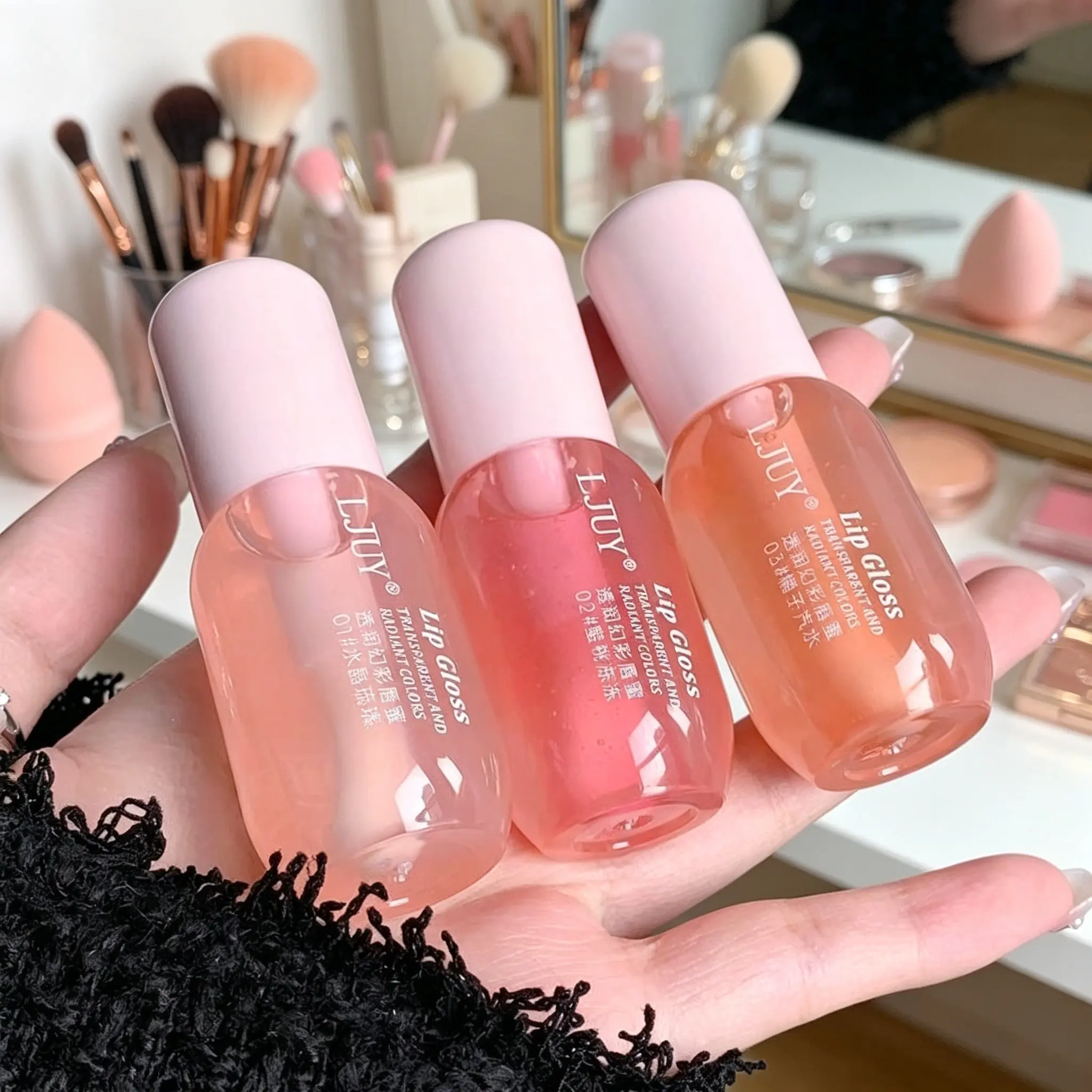 LJUY 3pcs lip oil, glossy lip balm, Lip Essentials, glossy & transparent texture. Great for autumn and winter moisturizing, reduces lip lines. Light and non-sticky, perfect for daily lip moisturizer for women.