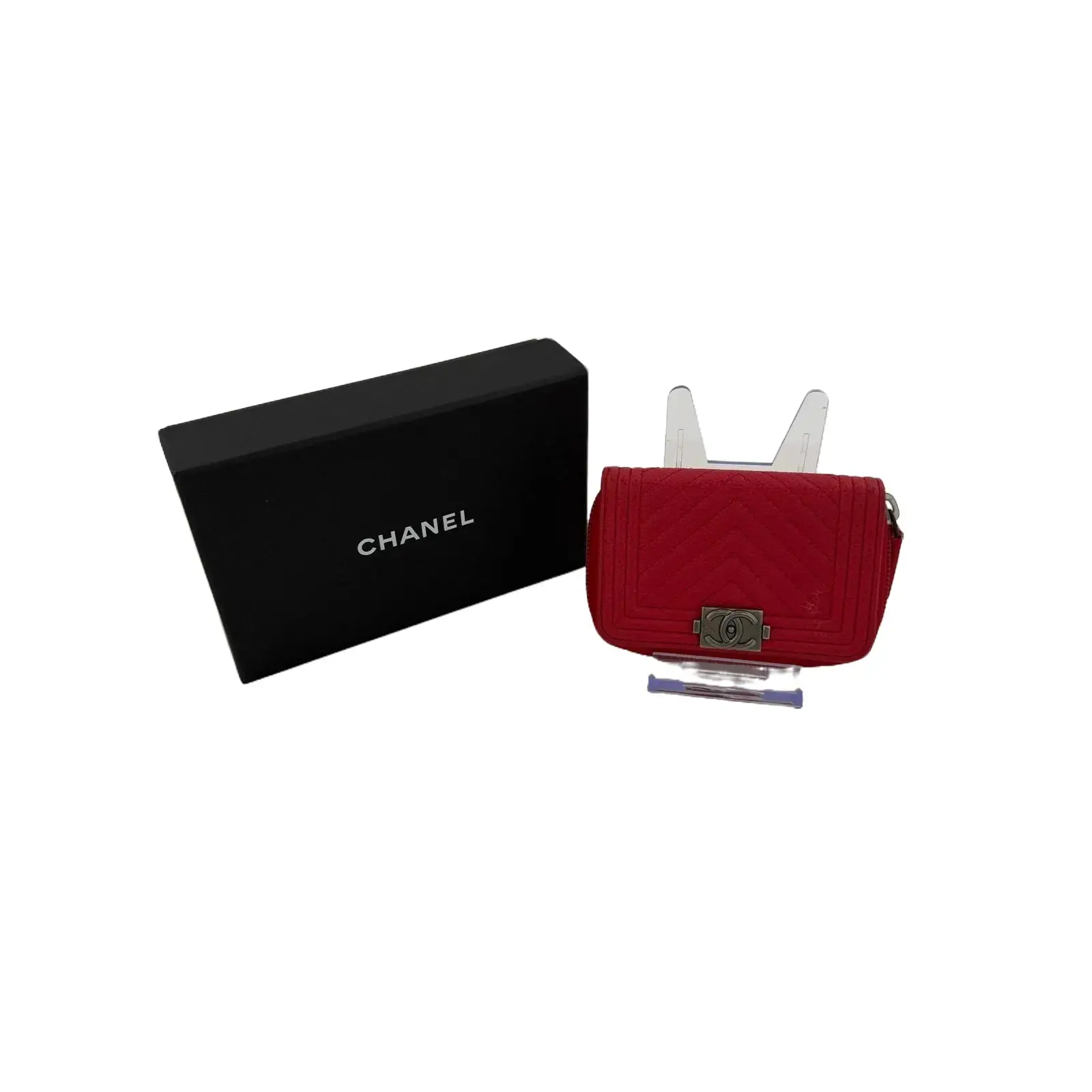 Pre-owned CHANEL Caviar Leather Wallet Small Boy Flap Bag in red chevron with ruthenium hardware