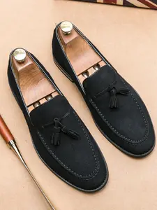 Men's Solid Color Tassel Decor Loafers, Casual Comfortable Breathable Flat Slip-on Shoes for Spring & Fall, Fashion Walking Shoes for Daily Wear