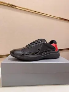 Men's Black Sneakers, Punk Metal StudDecor On Heel & Toe, Low-Top SkateShoes, Niche Classic Black & WhiteSplicing Colorblock, Premium MicrofiberLeather, Lightweight Non-Slip BreathableSoft Sole, Suitable For Casual, Sports,Running,Stage, Party, All Season