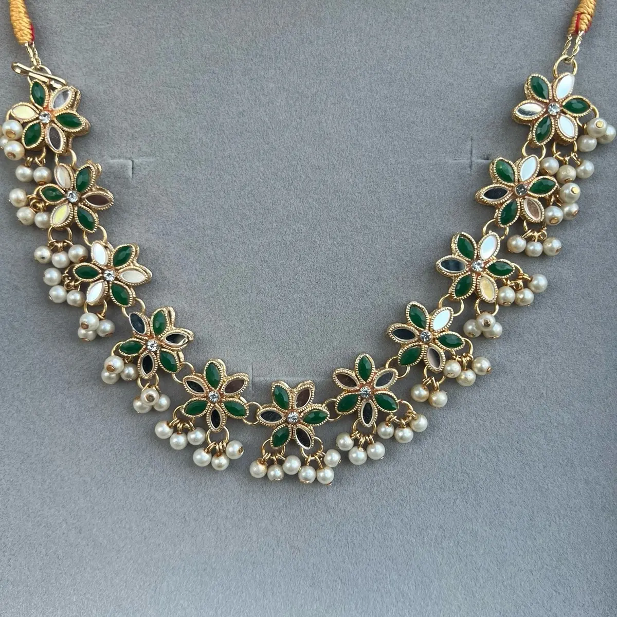 Green Kundan Choker Necklace with Elegant Kundan Detailing and Trendy Choker Style