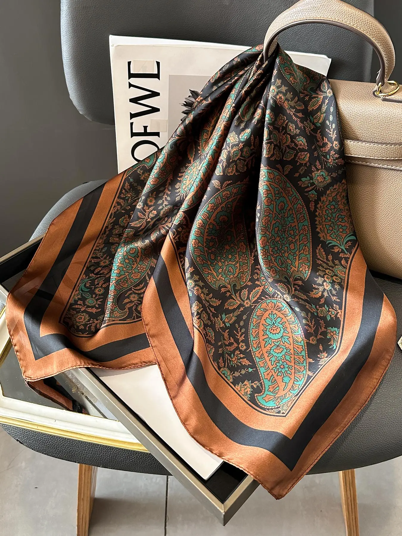 Women's Fashionable Paisley Print Square Scarf, Casual Soft Comfortable Boho Shawl Wrap for Daily Wear, Fashion Accessories for Women & Girls, Boho Style Scarf