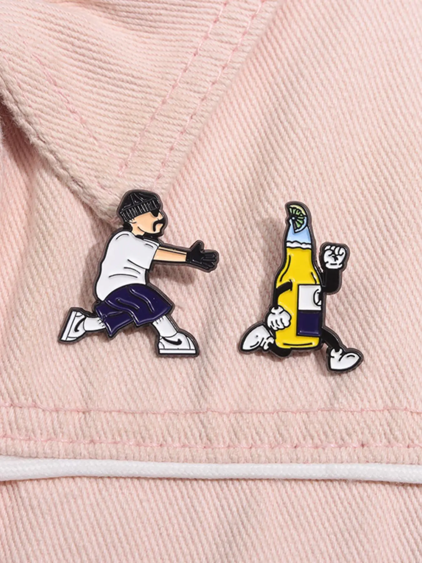 Cartoon Soda Bottle Design Brooch, Cute Enamel Pin for Women & Men, Fashion Brooch for Party, Daily Clothing Decor, Trendy All-match & Exquisite Brooch for Birthday Gift, Fashion Accessory Clip, Men Accessories, Brooch Pins