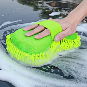 1pc Premium Chenille Microfiber Car Wash Mitt - Scratch-Free, Ultra Absorbent, Lint-Free, Durable, and Gentle on Paint - 9.05in*5.11in*2.75in, Green, Perfect for Car Detailing and Washing
