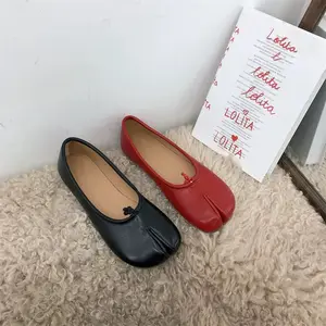 Split Toe Leather Ballet Flats, Women Comfort Tabi Shoes, All-match Casual Flat Loafers, Lightweight Slip On Shoes, Non-slip Soft Sole Footwear, for Daily, Travel, Office, Casual Wear, Trendy Tabi Flats