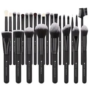 27-Piece Professional Makeup Brush Set, Concealer Brush, Perfection, From Flawless Base to Captivating Eyes, Soft, Skin-Friendly Fibers, Complete Set for Face and Eyes, Whether for All-Over Powder Setting or Delicate Eyeshadow Blending