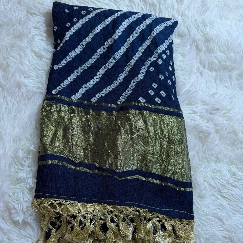 Bandhini dupatta in diffrent colors perfect for match your kurta sets